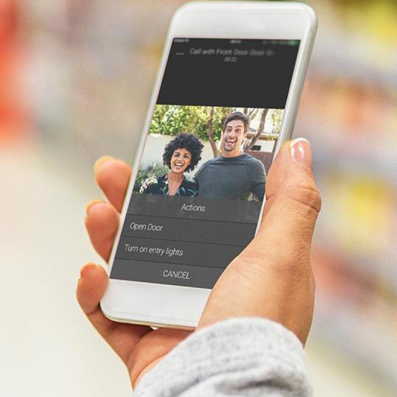 Steuerung einer Video-Türsprechanlage per Smartphone-App